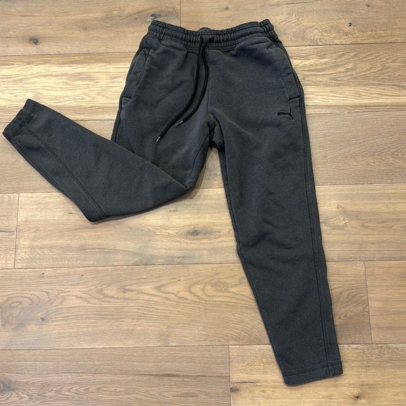 Puma joggers - Picture 1 of 4
